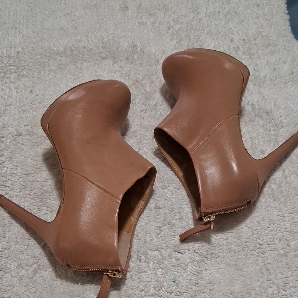 Nine West Tan Heeled Boots - Picture 3 of 11